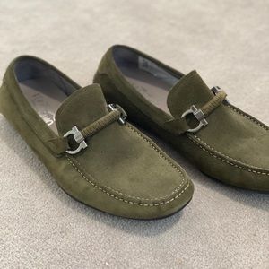 Ferragamo Green Suede Moccasins / Driving Loafers